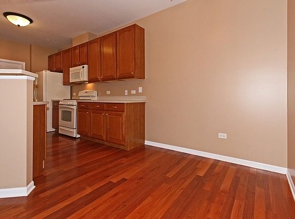 5th image of 240 Rosehall Dr Unit 130