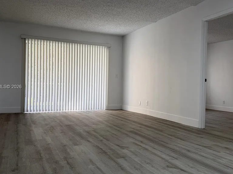 237 Lake Frances Dr #237 — Photo 2