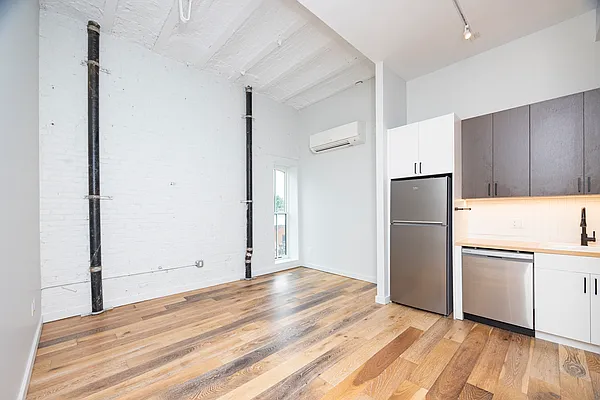 Rented by The KCI Group | media 11