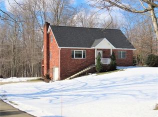 539 Mercer Rd, Beaver Falls, PA 15010