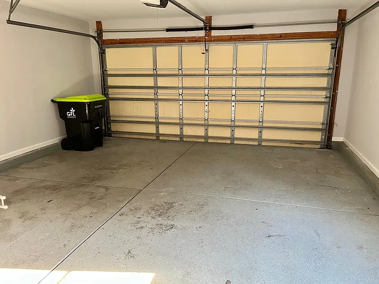 4996 Southgate Pkwy — Photo 12