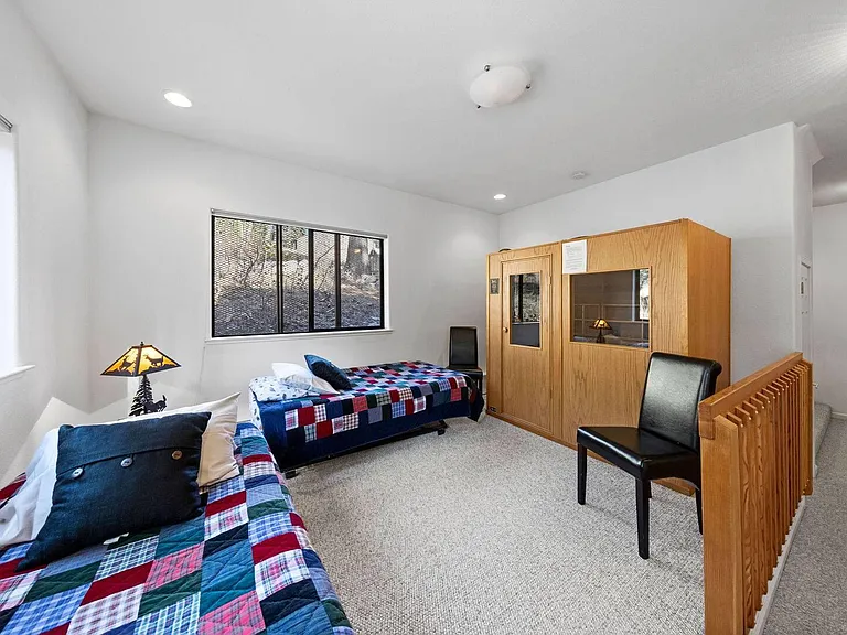 16323 Ski Slope Way — Photo 28