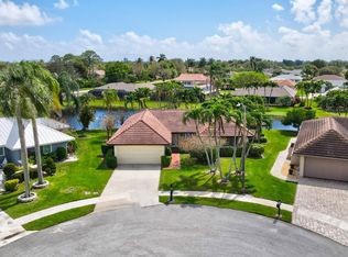 10426 Vereda Cir, Boynton Beach, FL 33436