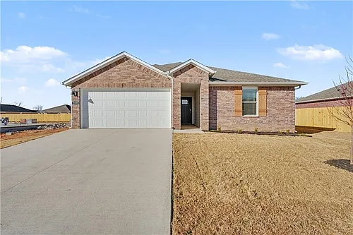 539 Colorado St Photo 1