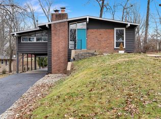 518 Crest Ct, Saint Louis, MO