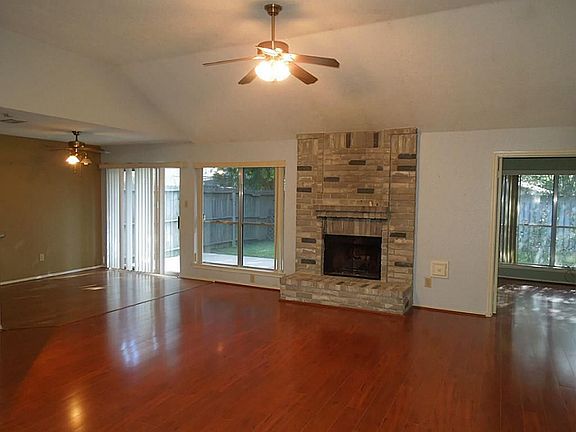 5th image of 16310 Ember Hollow Ln