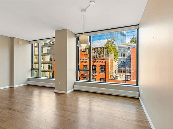 4th image of 505 Greenwich St APT 9F