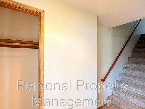 3rd image of 746 H St APT 3