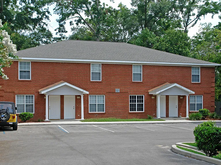 Ashburn Hills Townhomes — Photo 3
