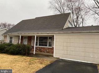 18 Gilman Ln, Willingboro, NJ 08046