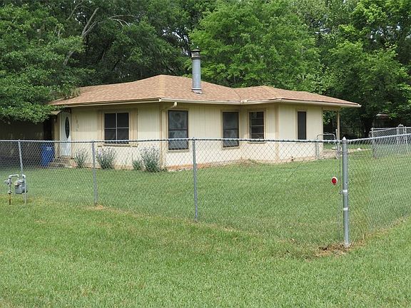 4th image of 380 Keeland Dr