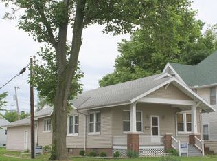 329 Decatur St, Lincoln, IL 62656