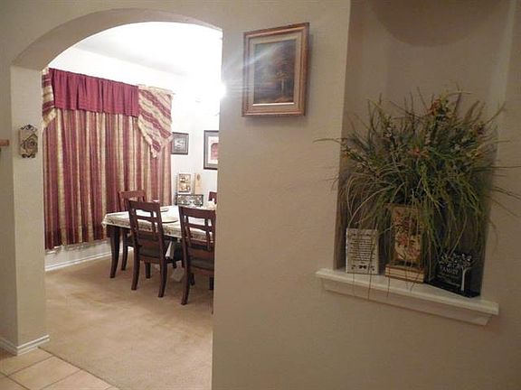 3rd image of 6212 Eagles Rest Dr