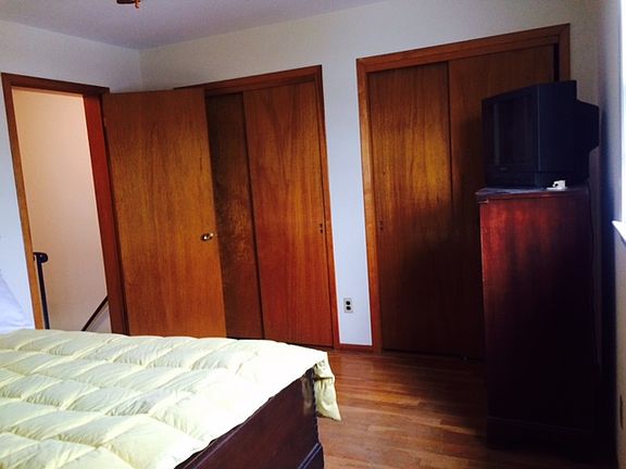 3rd image of 98 Cuba Ave