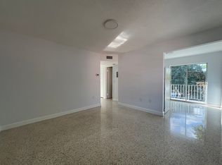 1460 SW 4th St APT 6, Miami, FL 33135