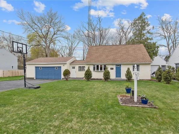 201 Memphis St, Liverpool, NY 13088