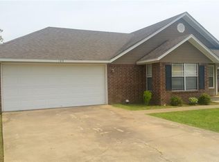 105 Meadow Ln, Poteau, OK 74953