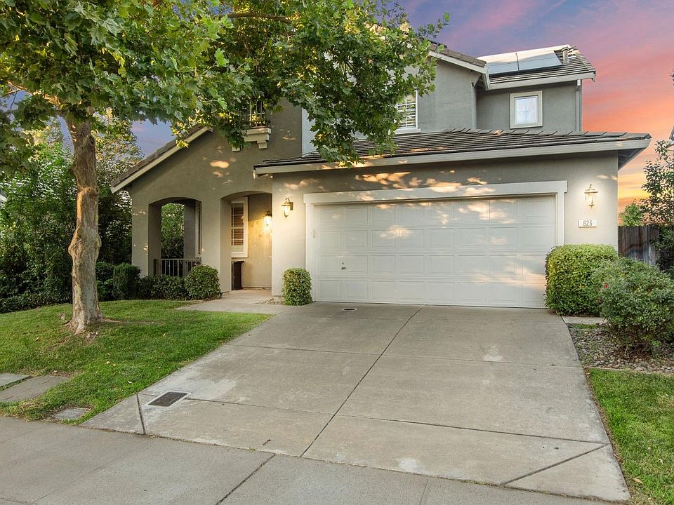 1st image of 826 Lighthouse Dr