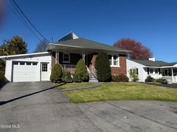 38 Chapel Place, Amsterdam, NY 12010