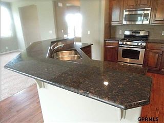 5th image of 18311 Nina St