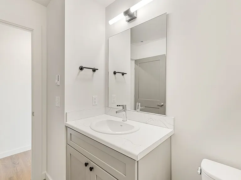 172 Brewers Blvd — Photo 22