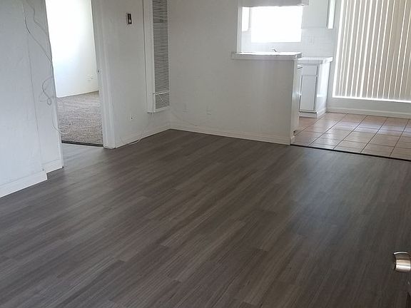 2nd image of 1532 W 257th St #10