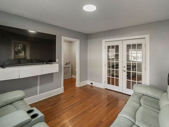 5th image of 13 Cook St