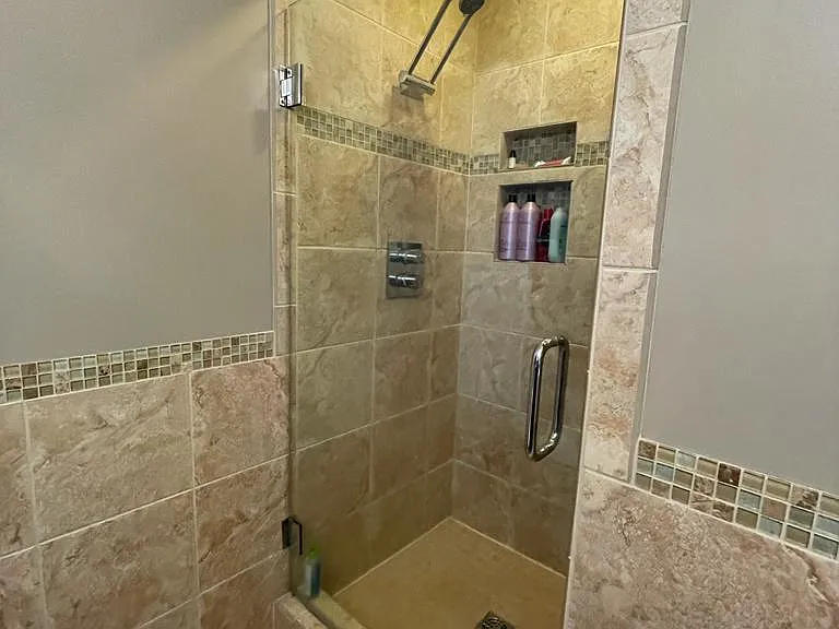1122 Cheddington Dr — Photo 18