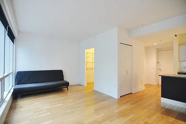 Rented by BLU Real Estate | media 14