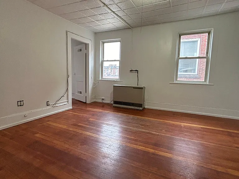 93 W Pearl St #7 — Photo 6