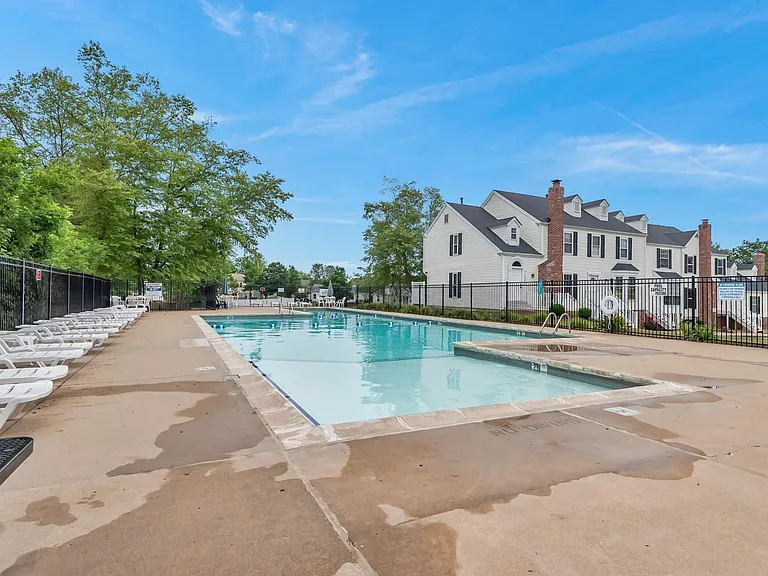 176 Pheasant Point Blvd — Photo 34