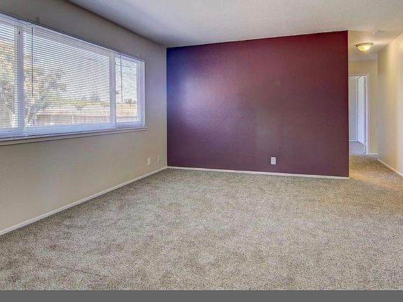 5th image of 6621 Silverthorne Cir