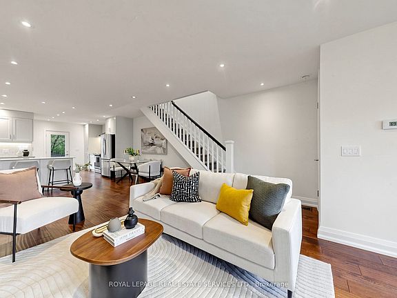 5th image of 229 McRoberts Ave