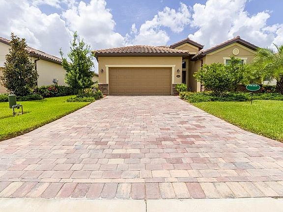 2nd image of 6866 Willowshire Way