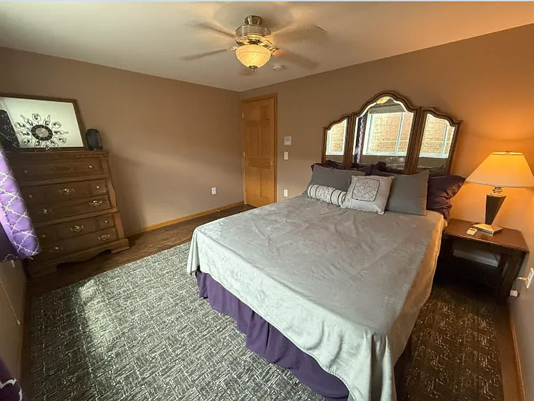 4363 Memorial Cir — Photo 40