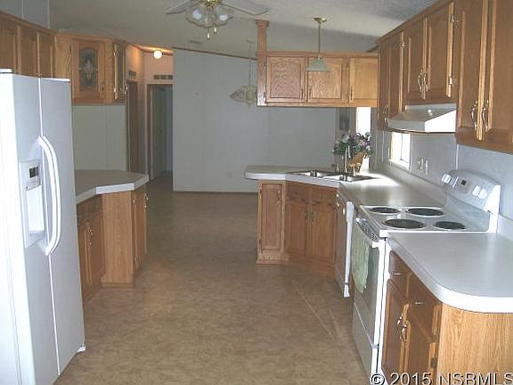 3rd image of 847 Cavedo St