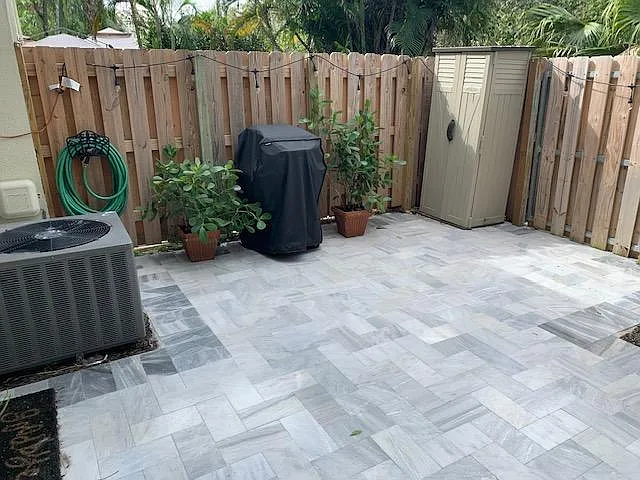 325 City View Dr — Photo 18