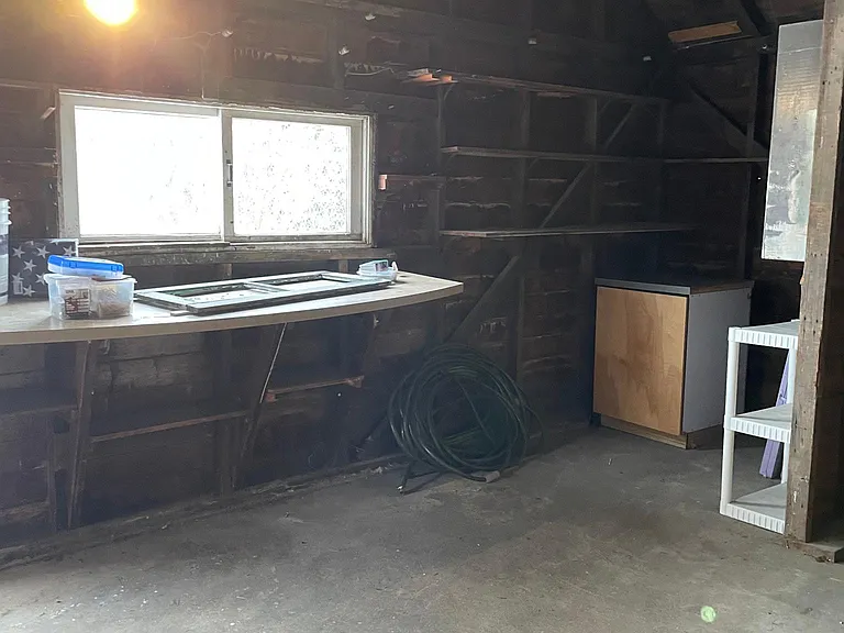 708 N Hogan St — Photo 6