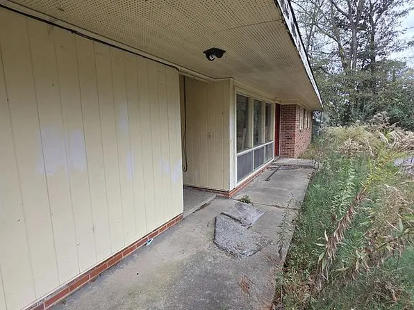 2803 26th St, Meridian, MS 39305