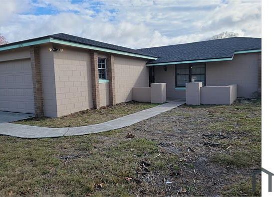 2nd image of 8176 Old English Dr