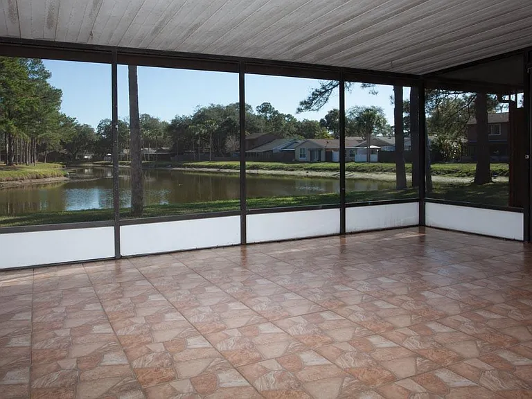 10331 Rosemount Dr — Photo 5