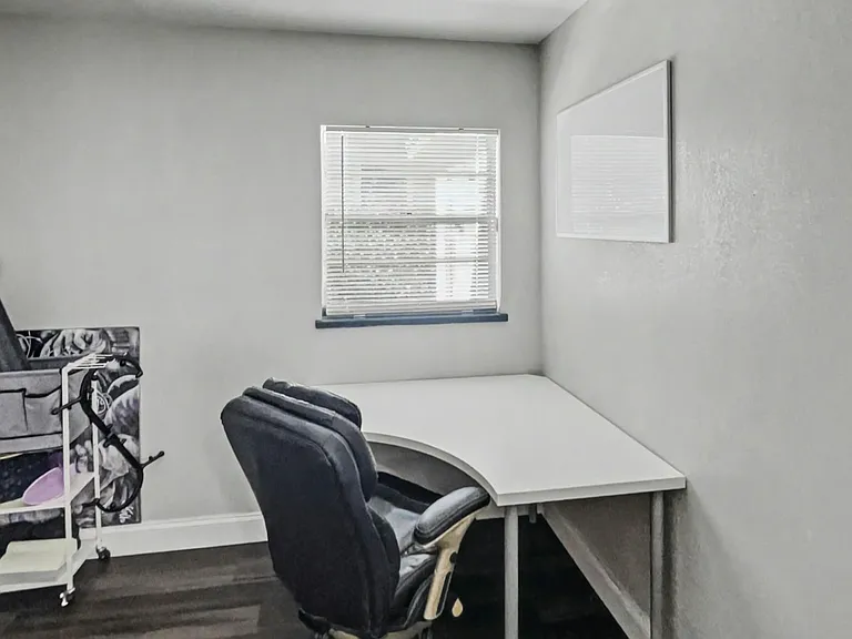 1204 E Lambright St #3 — Photo 13