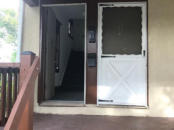 2nd image of 2222 47th St #B