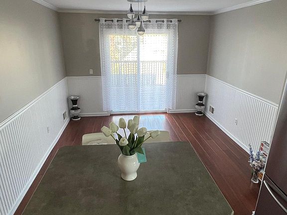 2nd image of 117 Lindbergh Ave #1