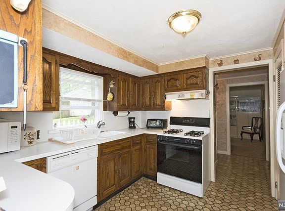 1610073_4