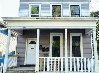 274 Washburn St, Lockport, NY 14094