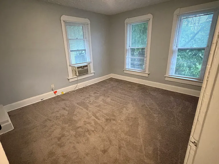 2043 N Talbott St #3 — Photo 4