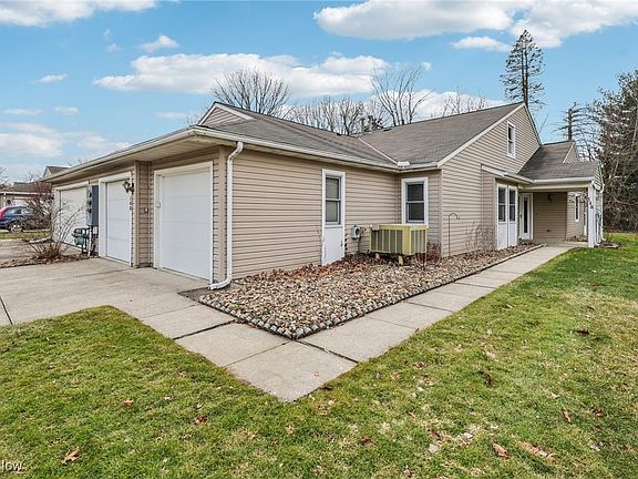 2nd image of 148 Marian Ln