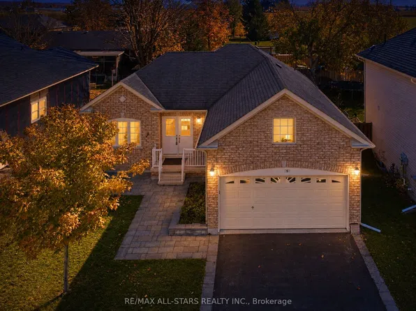 9 Maple Ave E, Asphodel Norwood, ON K0L 2V0