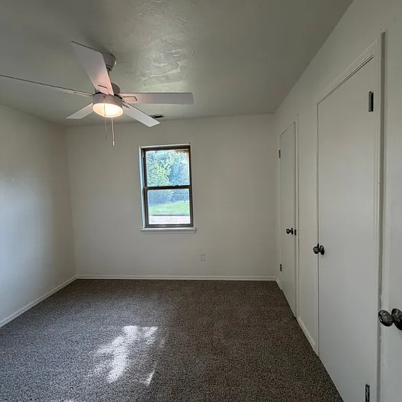 1400 Tanglewood Dr — Photo 9